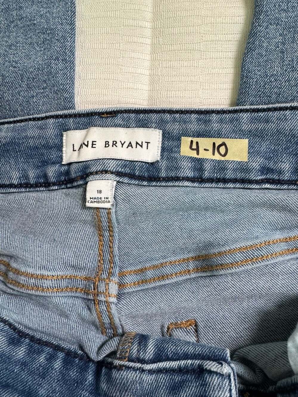 Lane Bryant Flex Magic Waistband Curvy Fit High-Rise Bootcut Jeans Size 18